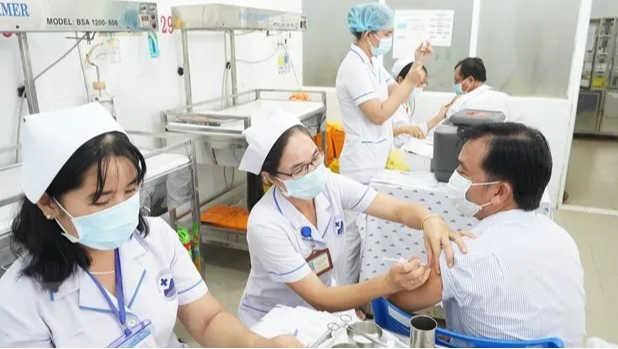 Bộ Y tế hướng dẫn sắp xếp, tổ chức lại c&aacute;c cơ sở y tế tỉnh, th&agrave;nh phố thực hiện m&ocirc; h&igrave;nh ch&iacute;nh quyền địa phương 2 cấp