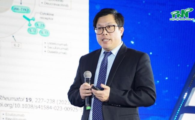 TS. Nguyễn Văn Đĩnh chia sẻ trong tọa đàm