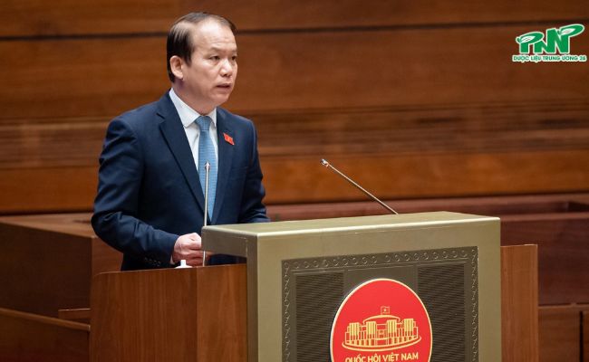 Chủ nhiệm Ủy ban Pháp luật của Quốc hội Hoàng Thanh Tùng phát biểu