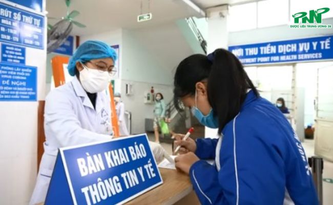 Nâng cao chất lượng khám chữa bệnh, đơn giản hóa các thủ tục hành chính.