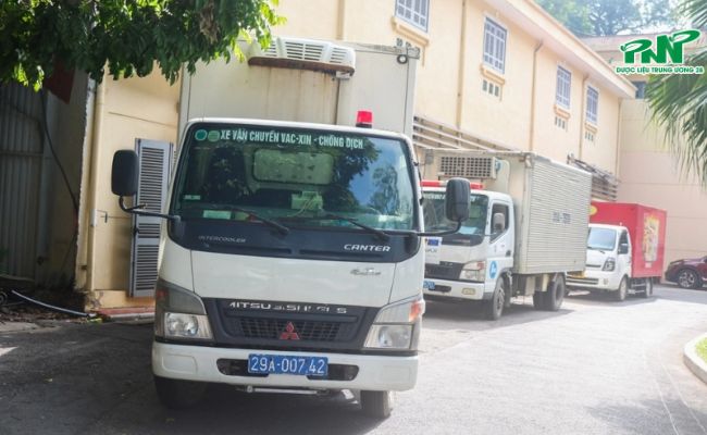 Vaccine phục vụ cho chương trình tiêm chủng mở rộng được chuyển vào kho Quốc gia
